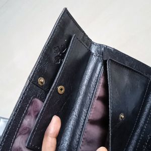 New Clutch Without Price Tag