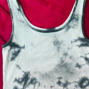 abstract tank top