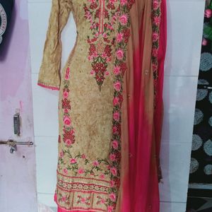 Pakistani Kurta Dupatta