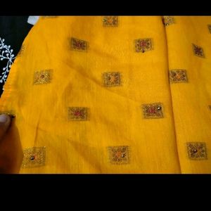 Kurta Bottom With Duppata No Coin 1 Time Used Only