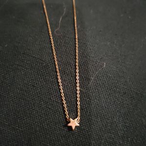 Star Neck Chain (Golden)