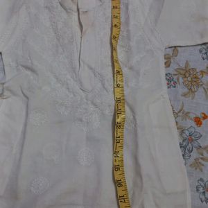 White Chikan Kurta And Pyajama Set