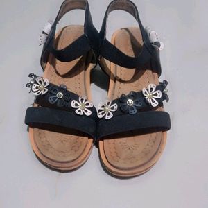 Flats & Sandals For Women