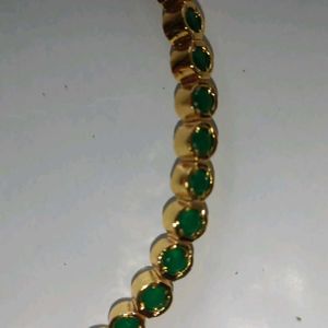 Green Traditional Model Gold Jewellery