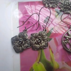 Black Polish Antique Rose Oxidised Earrings