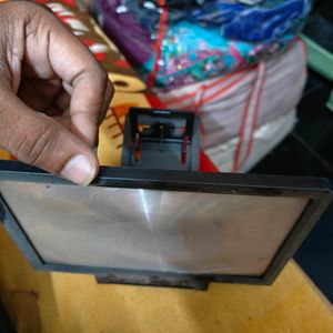 Mobile Magnifying Screen