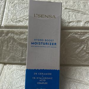 L’sensa hydro Boost moisturiser