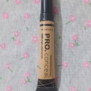 Huda Colour Pro Concealer