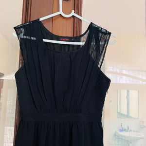 109•F Cute Black Dress