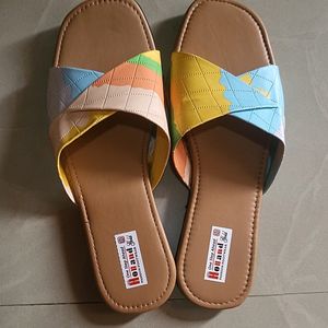 Flat For Girls/women