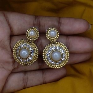 Golden Pearl Earrings