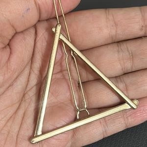 Triangle Clip