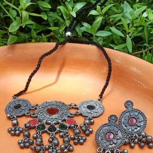 Black Polished Chokers With Real Minakari Work