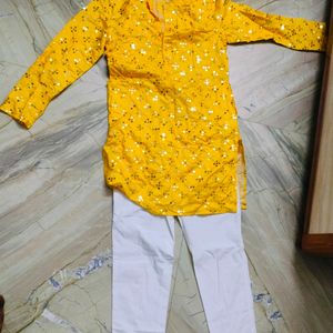 Kurtas Men's Good Quality