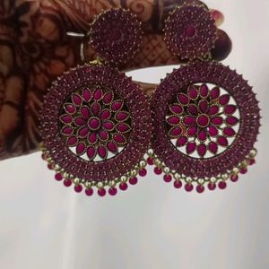 Magenta Earings