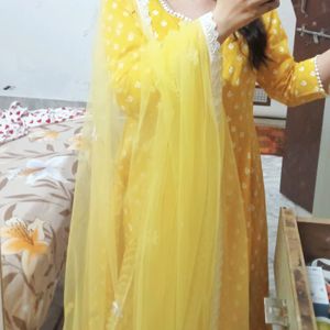 🎉3 Piece Yellow Anarkali 🎉Hury Grab It!