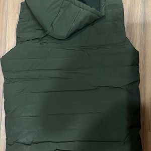 brand new mens sleeveless green jacket