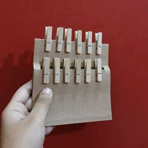 Wooden Clip Set