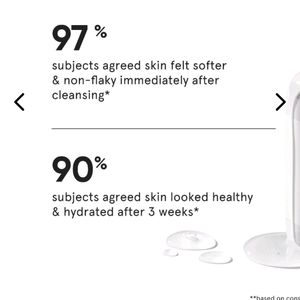 Minimalist Aquaporin Booster Cleanser