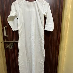 White Clr Crepe Kurti