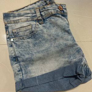 Women Shorts-Jeans