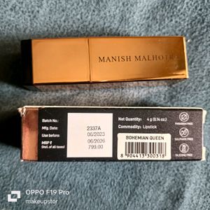 Manish Malhotra Powder Matte Lipstick