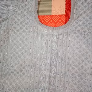 Beautiful Greay Chikankari Kurti