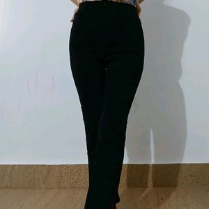 Super Stretchable Bootcut Highwaist Black Pant