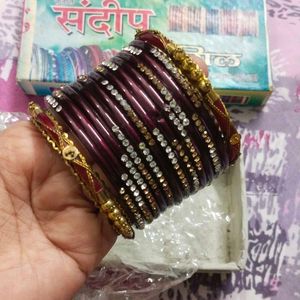 Maroon Chura With Gold-plated Pola Bangles