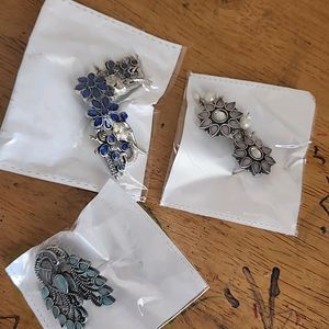 Combination Of 3 Stud Earrings Unused