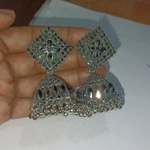 Jhumka