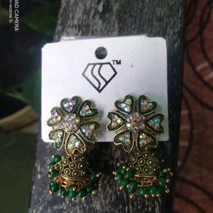 Pack Of 2 Earrings For Women.