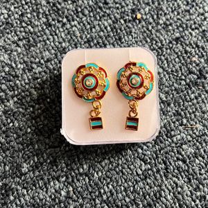 8 Beautiful meenakari studs for her