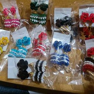 10 Pair Of Earings