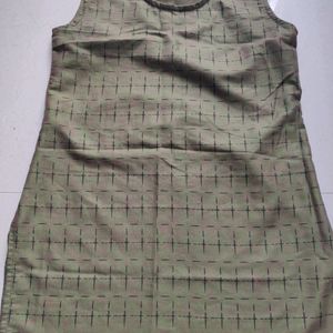 sleeveless olive green kurti