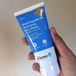 The Derma Co Snail Peptide 96 Hydrating Facewash