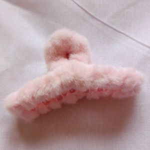 Fluffy Pink Claw Clip