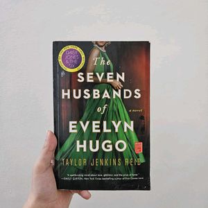 Seven Husbands of Evelyn Hugo