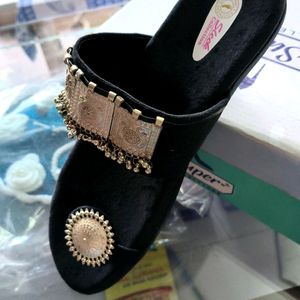 Flat Black Slippers Size -38