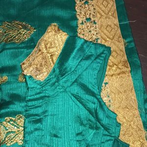 Saree With Blouse