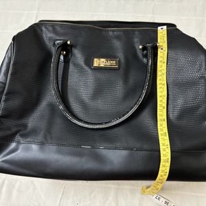 Oriflame Black Travel Bag for Woman