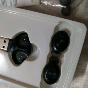 DUAL EARPLUGS WITH USB CHARGER (Bluetooth Headset)