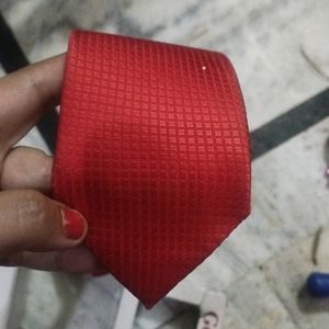 Men's Tie Good