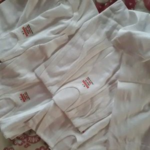 Pack Of 4 Mens White Vest 70 Cm Size