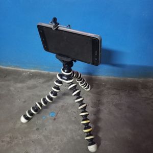 Flexible Gorillapod Tripod.