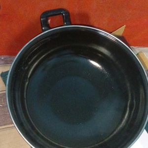 Black Current Induction Karahi