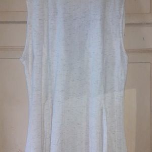 Long Sleeveless Midy Size L