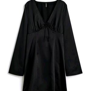 H&M Black Keyhole Detail Mini Dress