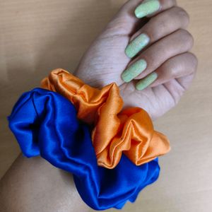 Combo of 2 Scrunchies