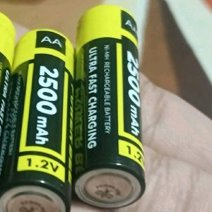 Rechargeable 2500mAh AA NiMH POWERBEE Battery